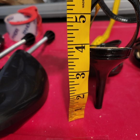 Unisa Bow Tie Heels With Buckle Strap Size 6M - Picture 3 of 12